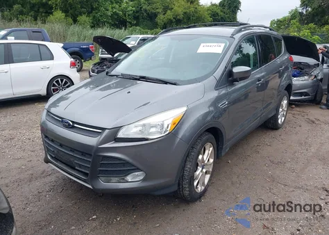 2013 Ford Escape Se z USA, uszkodzony, nr VIN 1FMCU9G92DUC31938